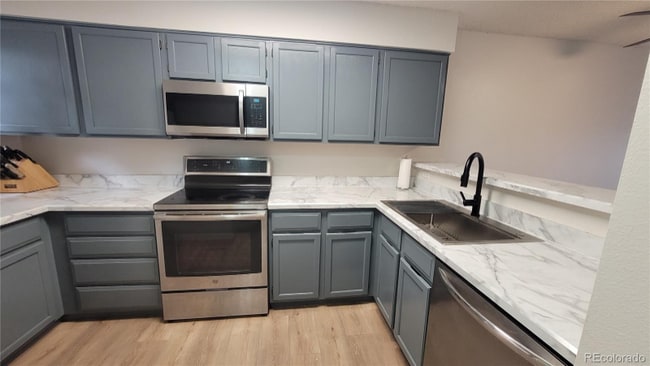 Photo - 1818 S Quebec Way