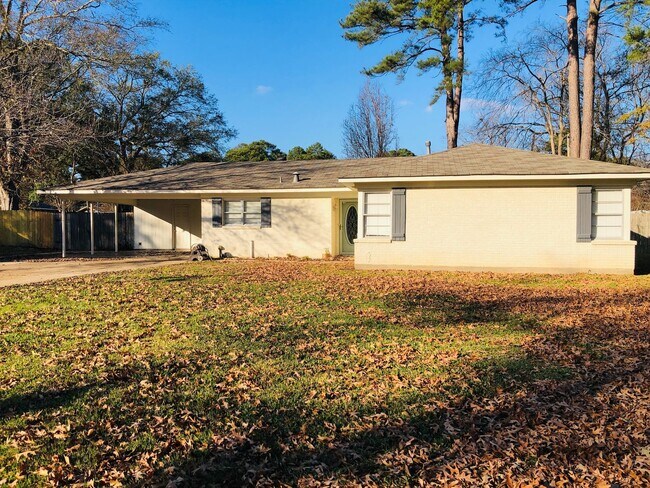 Photo - 924 Francais Dr Unit Francais Main