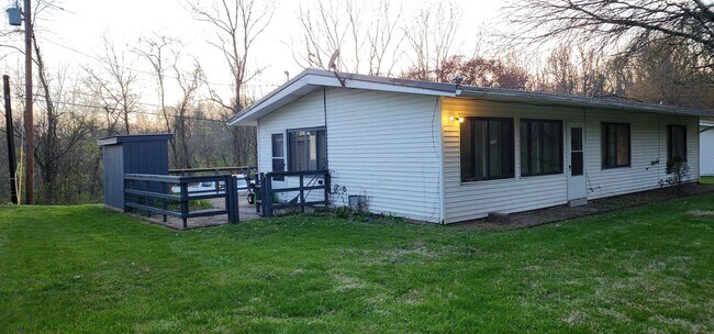 Photo - Finleyville 3 Bedroom 1.5 Bath Remodeled R...