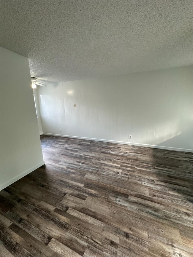 Photo - 1069 Cherry Ln