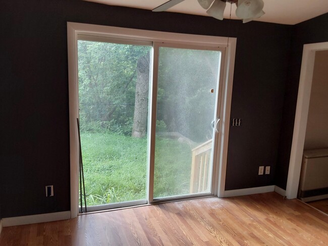 Photo - 151 Buck St