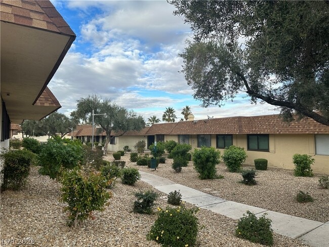 Building Photo - 2748 Heritage Ct