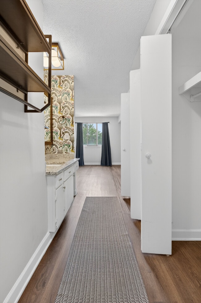 Photo - 1825 Saint Julian Pl Unit 5E
