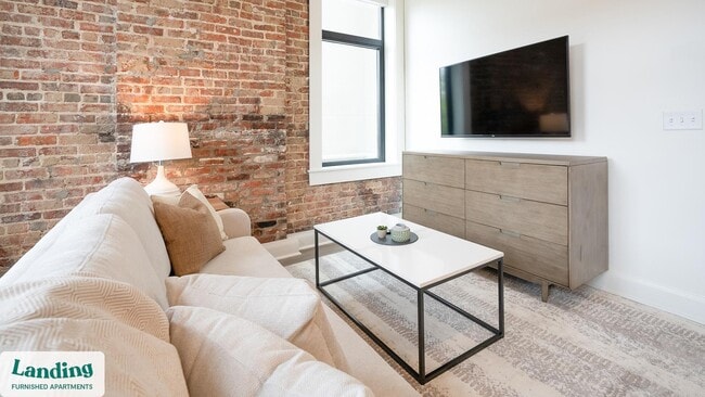 Photo - 425 20th St S Unidad 214.579048