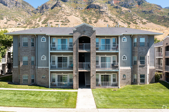 Photo - Belmont Condominiums -BYU Student Housing