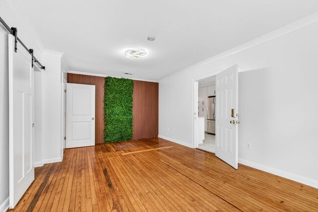 Photo - Comfort and Convenience in the Heart of Summerville