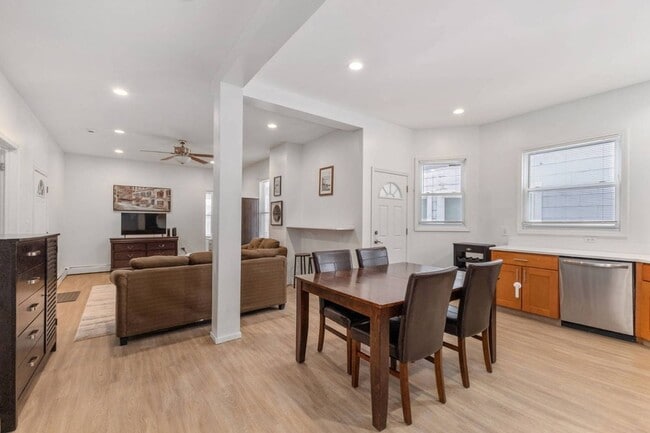 Photo - 2210 15th St