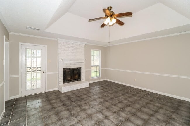 Photo - 4022 Castile St