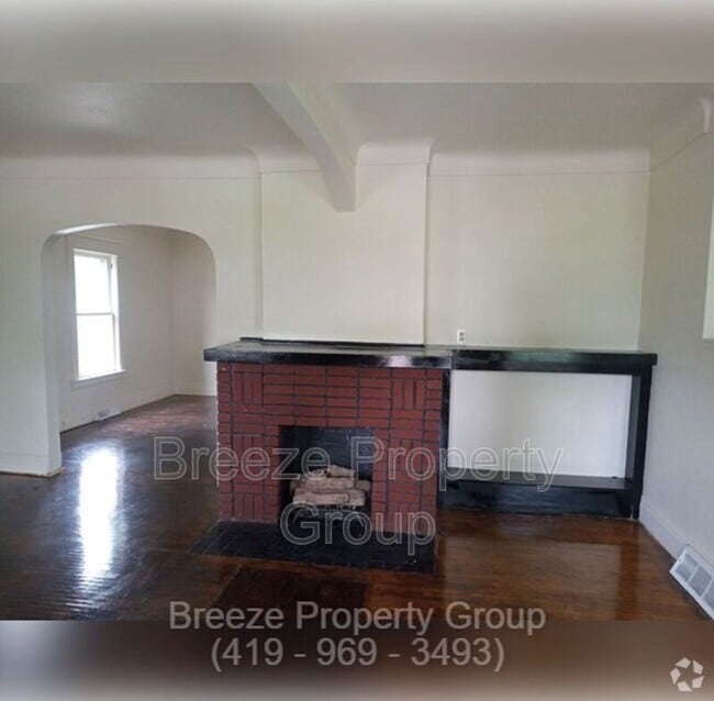Building Photo - 713 Orchard St Rental