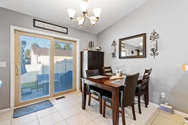 Photo - 4808 Patricia St