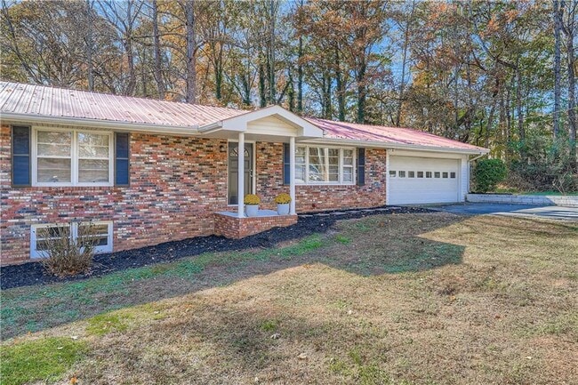 Photo - 6797 Campground Rd