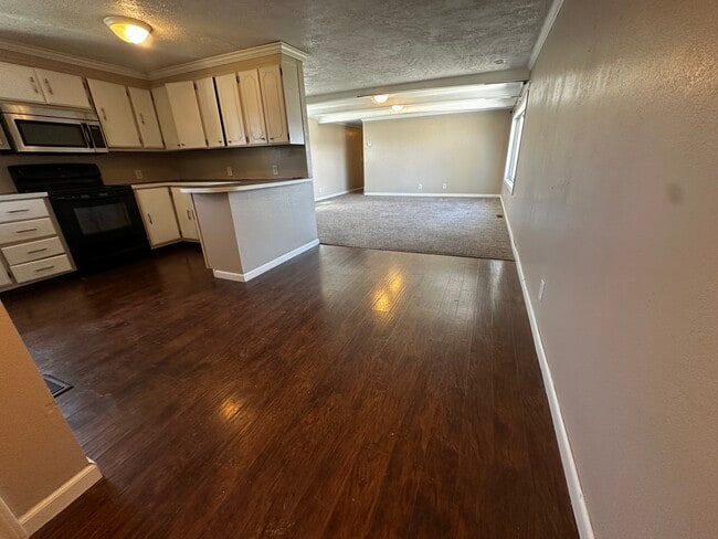 21 Lapin St