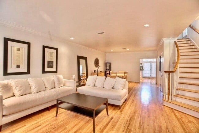 Photo - 2310 Brun St Condo
