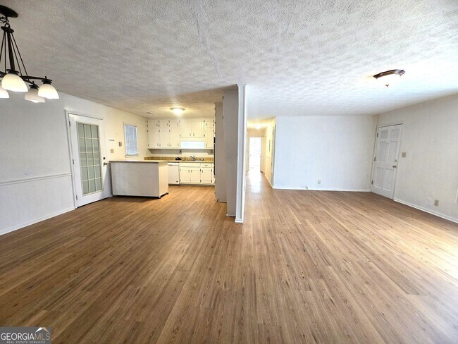 Photo - 2015 Gibralter Way