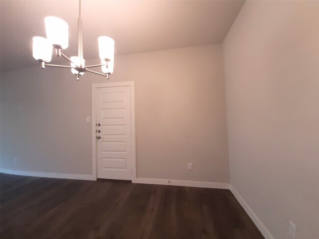 Photo - 9881 Grosbeak Ln