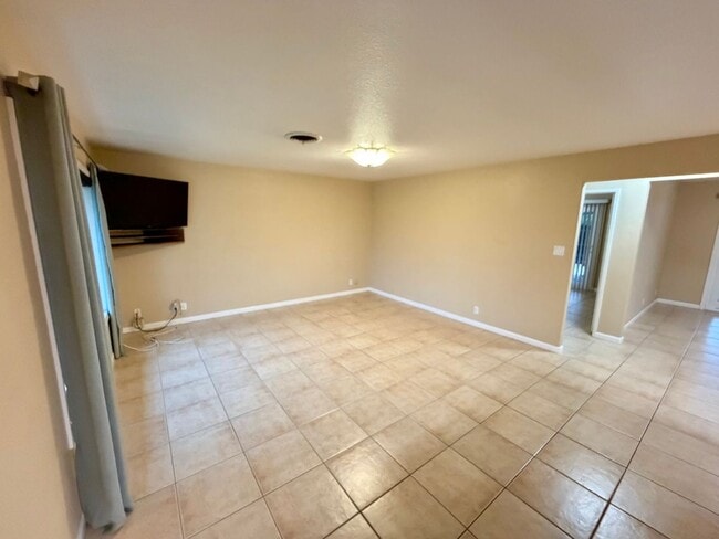 Photo - 3 Bed 1 Bath on a quiet country road