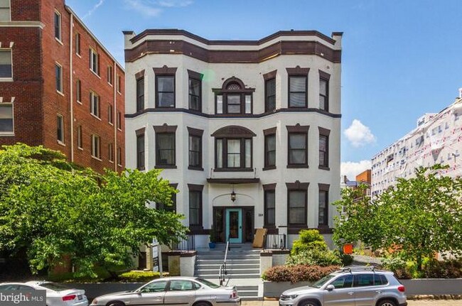 Photo - 3504 13th St NW Unidad 5