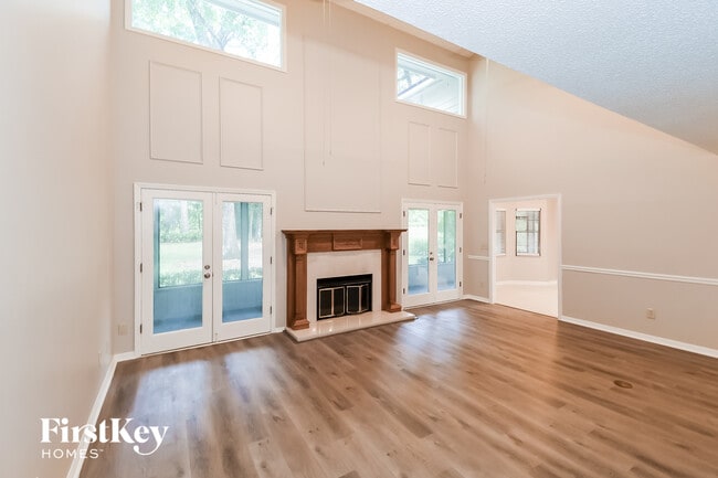 Photo - 2790 Ravines Rd