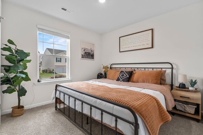 Photo - Wonderful Four Bedroom Home. Minutes Away ...