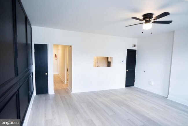 Photo - 1221 N Randolph St Unit 3