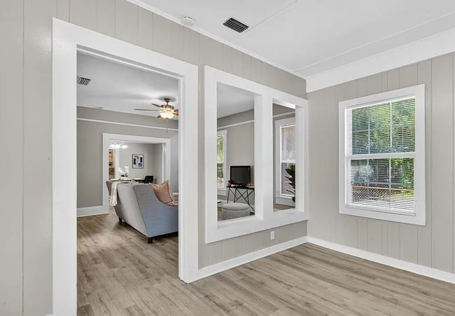 Photo - 5518 Alta St