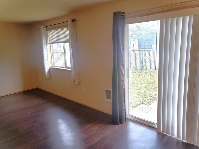 Photo - 903 SE 152nd Ave Unit 903 SE 152nd Ave  A