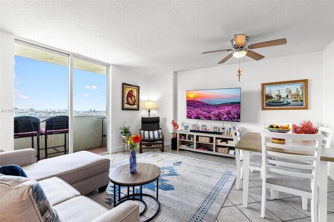 Photo - 3000 Coral Wy Unit 1505