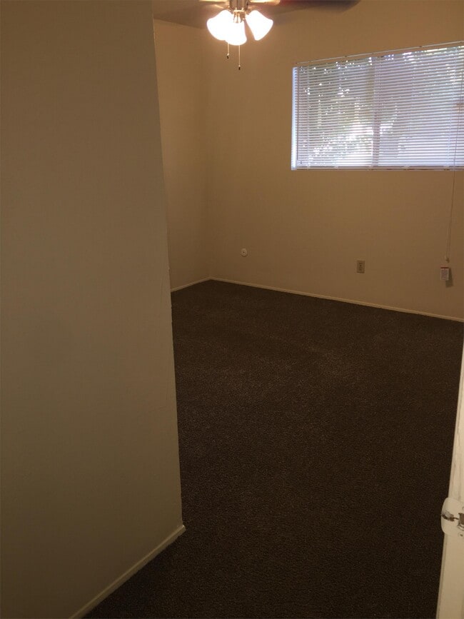 4321 Auburn Ct