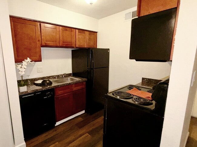 Photo - 4444 N 7th Ave Unit B221