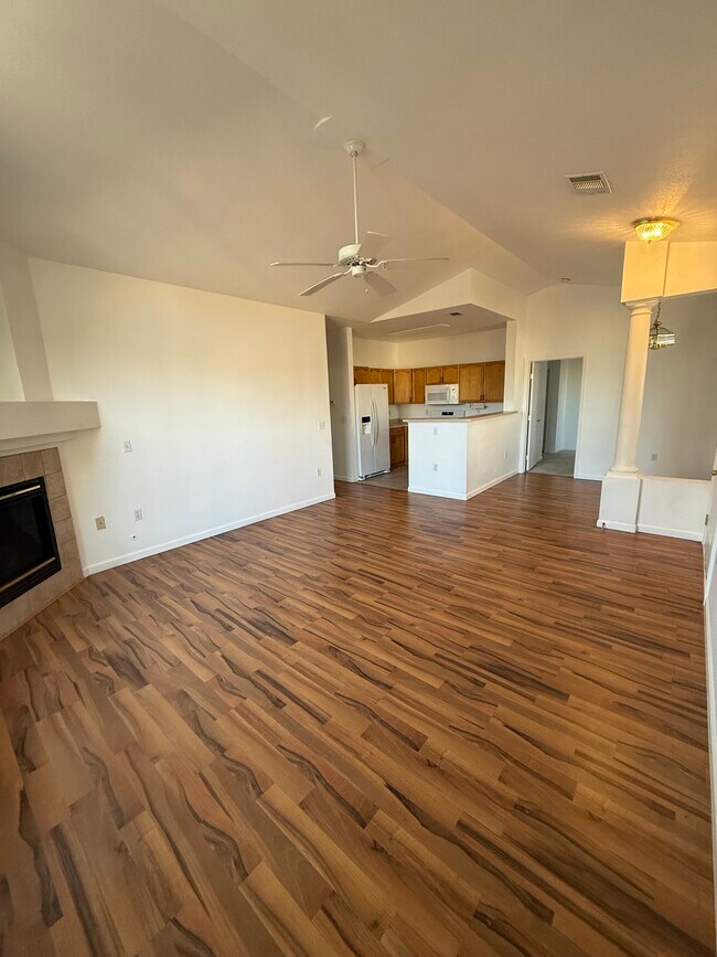 Photo - 4094 S Crystal Cir Unidad 201