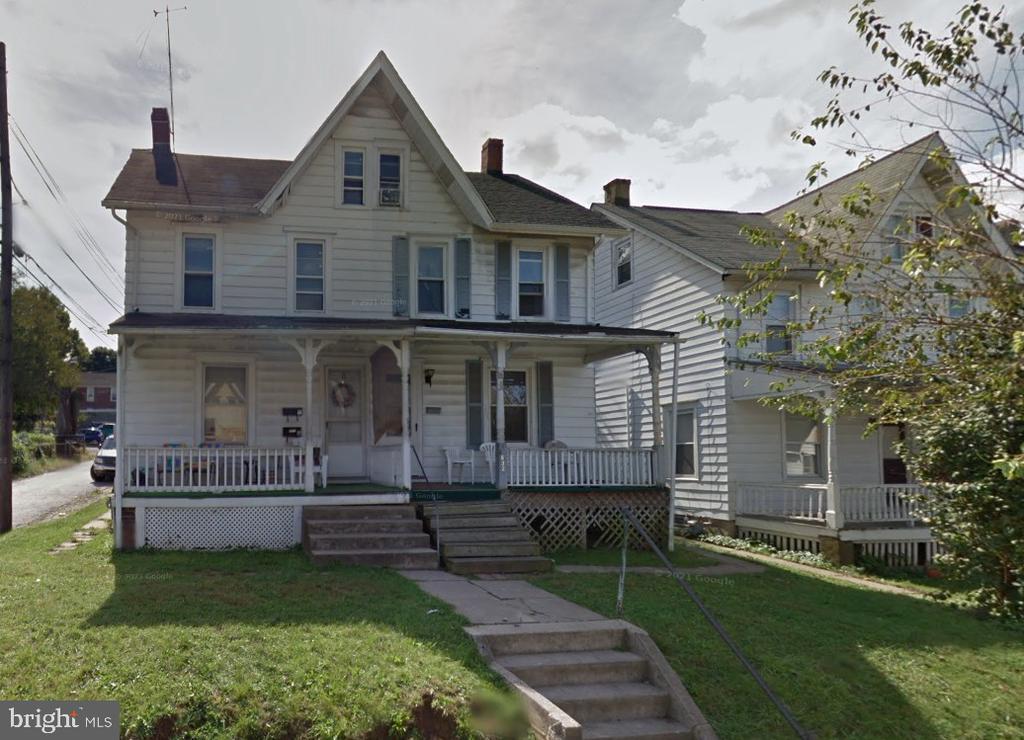 Photo - 632 Olive St House