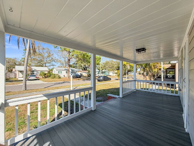 Photo - 768 49th Ave N