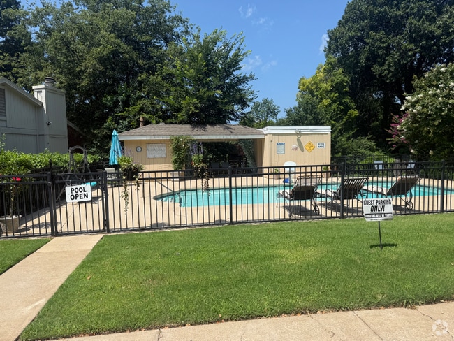 Building Photo - 7439 S Atlanta Ave Unit 7441 Rental