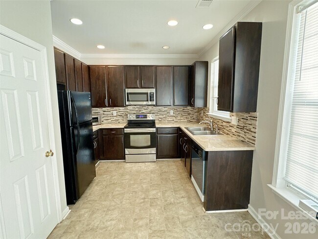 7629 Abigail Glen Dr