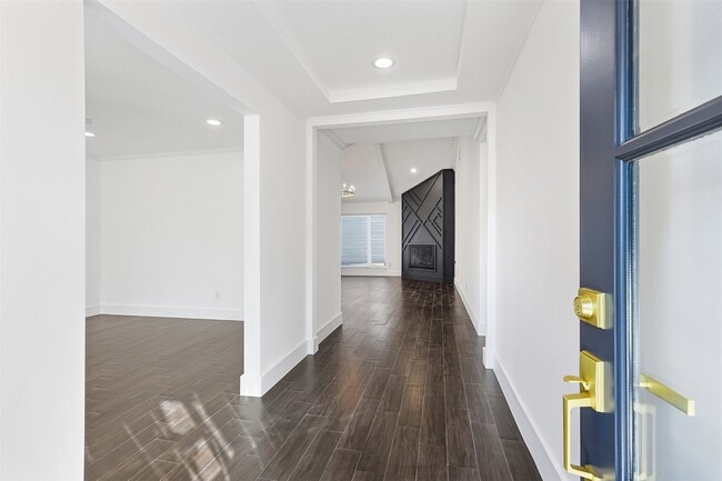 Photo - 2410 Del Norte St