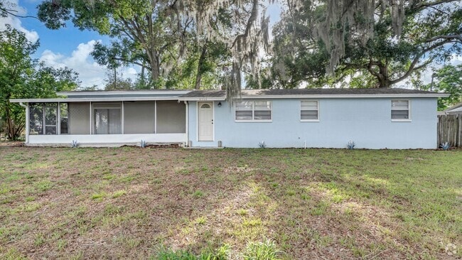 Building Photo - Affordable Centrally located 3 Bedroom Ful... Rental