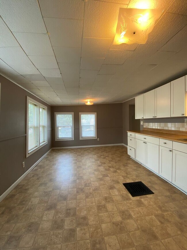 Photo - 505 Dewey Ave Unidad Apt 2