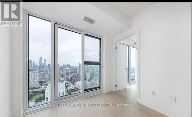 Photo - 252 Church St Unit 4805 - A