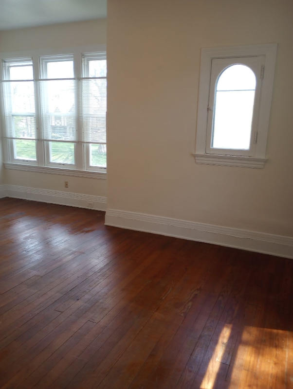 Photo - 3523 Clifton Ave Unidad 2