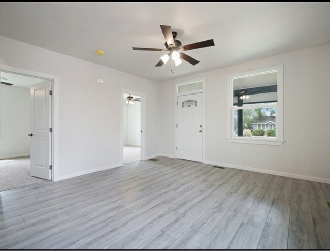 Photo - 303 Belford Ave