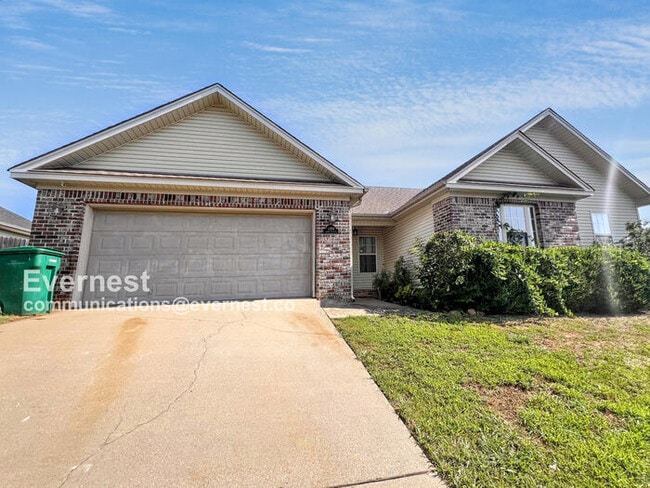 Building Photo - 14914 Sammy Jo Cove Rental