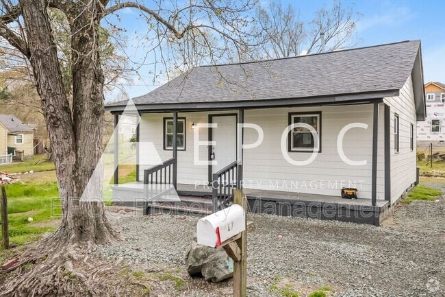 Building Photo - 617 Dailey St Rental