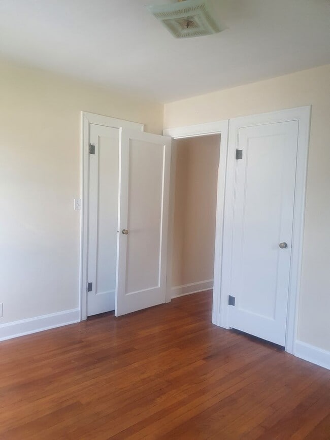 Photo - Two Bedroom House in Alton
