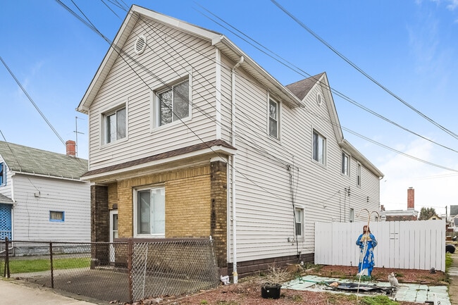 Photo - 1321 Buhrer Ave Unidad 3