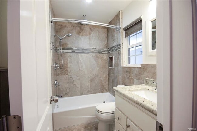 Photo - 150 Orangewood Ln