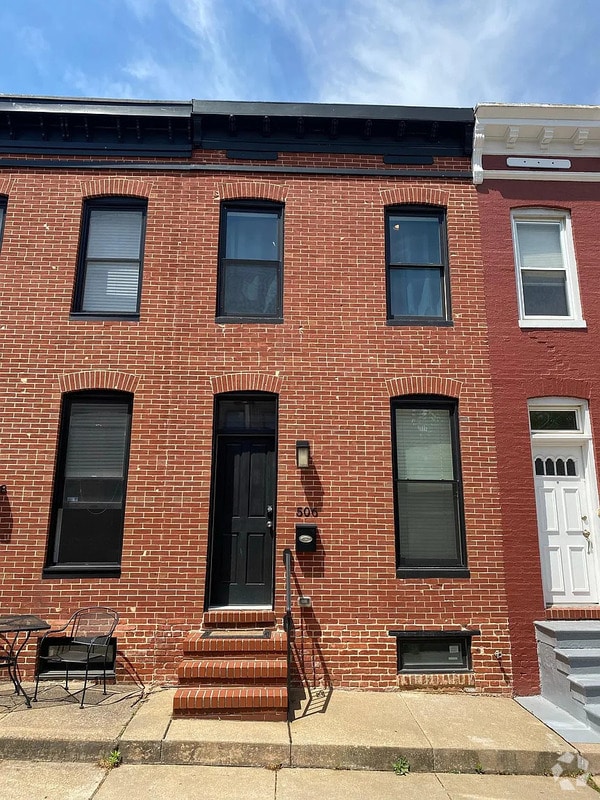 Building Photo - 506 S Clinton St Rental