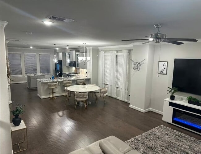 Photo - 10609 Centre Forest Dr