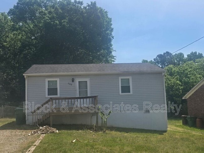 Building Photo - 1109 Garrison St