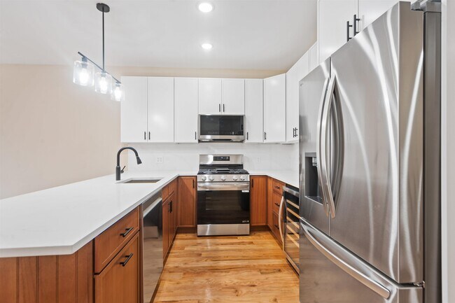 Photo - 277 Pearsall Ave Unit 1A