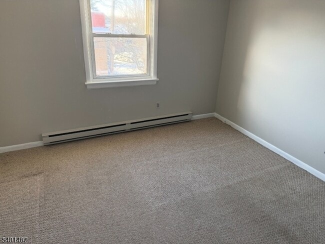 Photo - 57 Main St Unidad 3